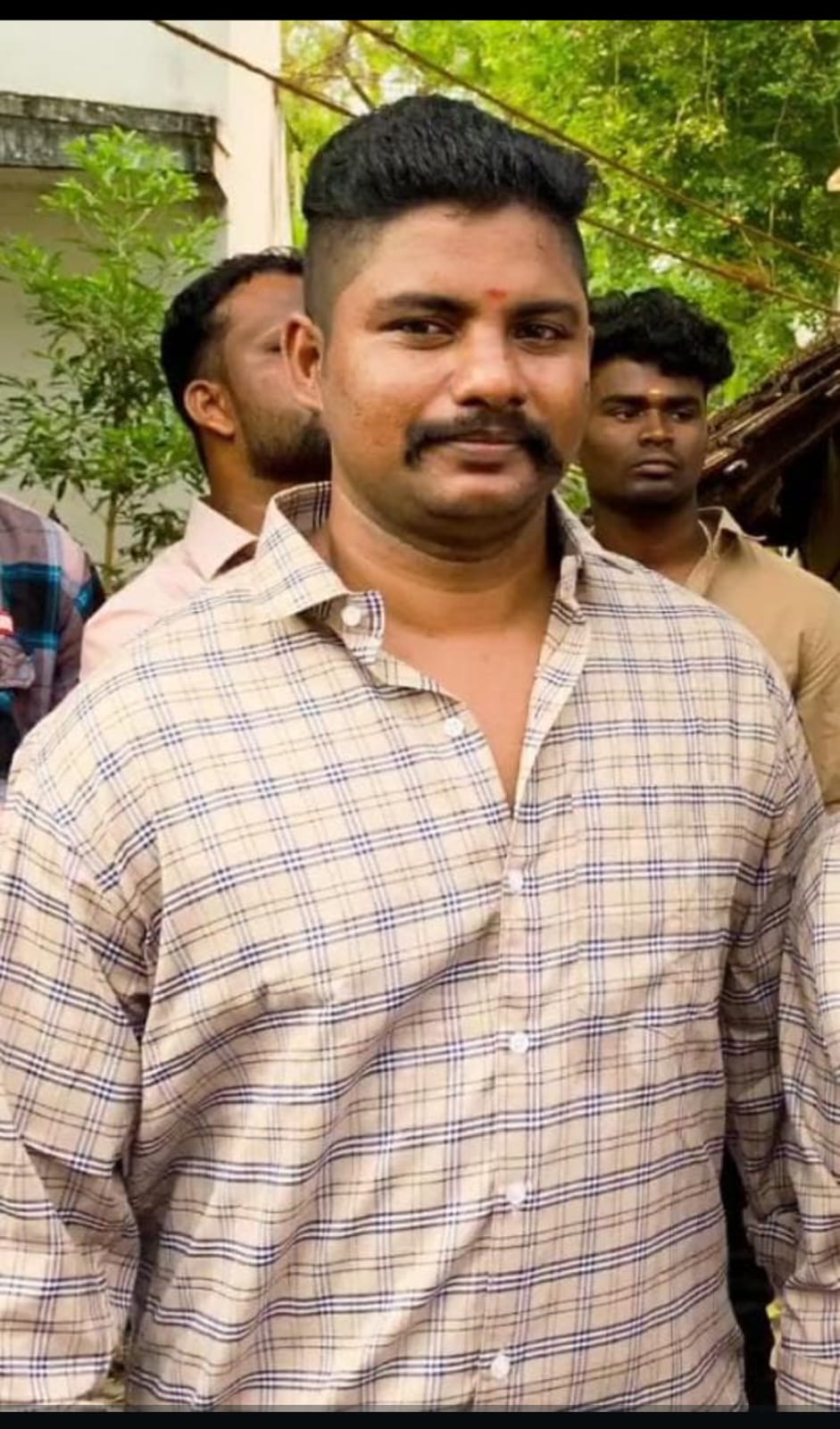 Groom Image